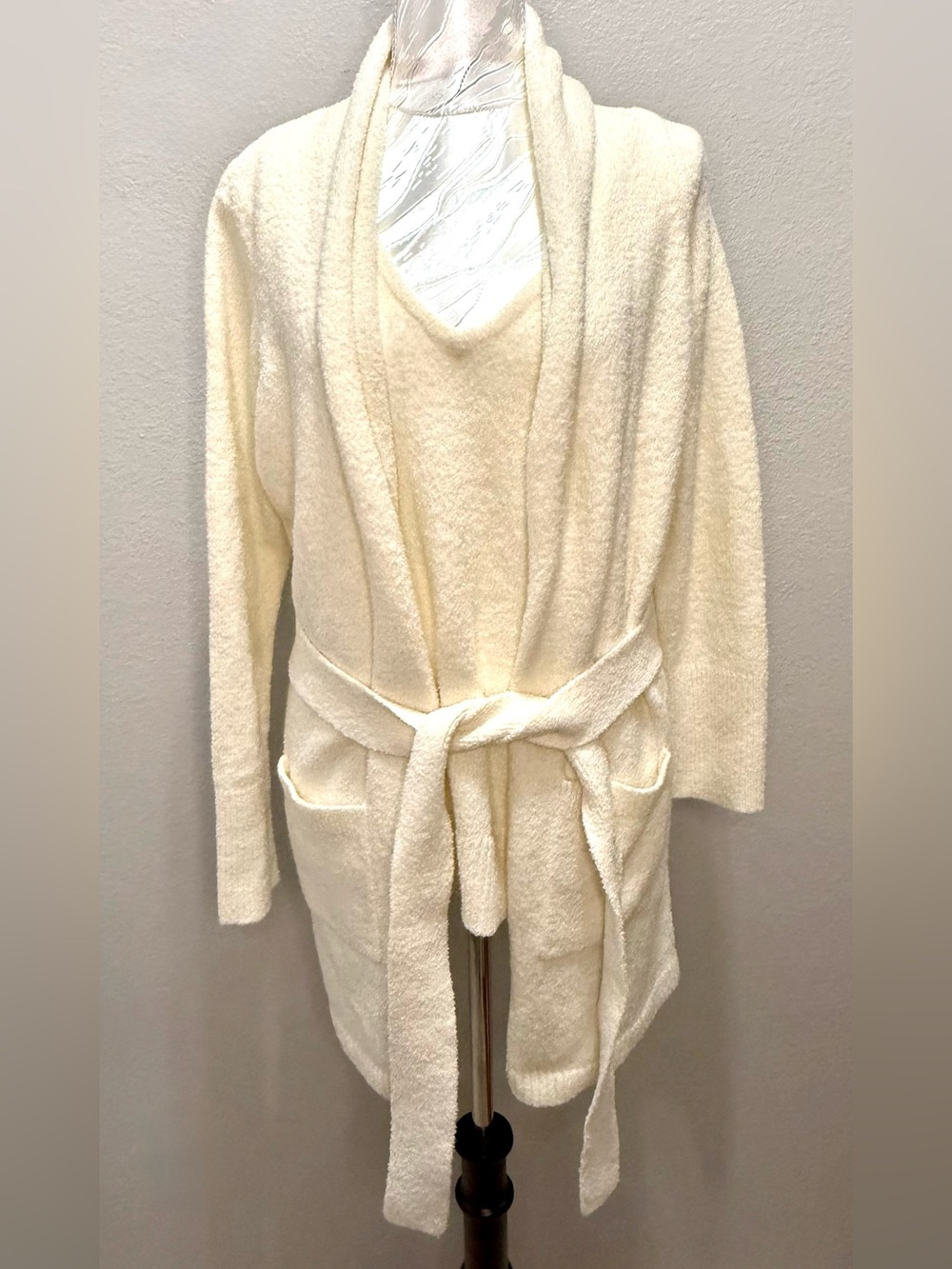 Lilly Pulitzer Zoren Cardigan & Arial Sweater Tank Set
Coconut White - Medium